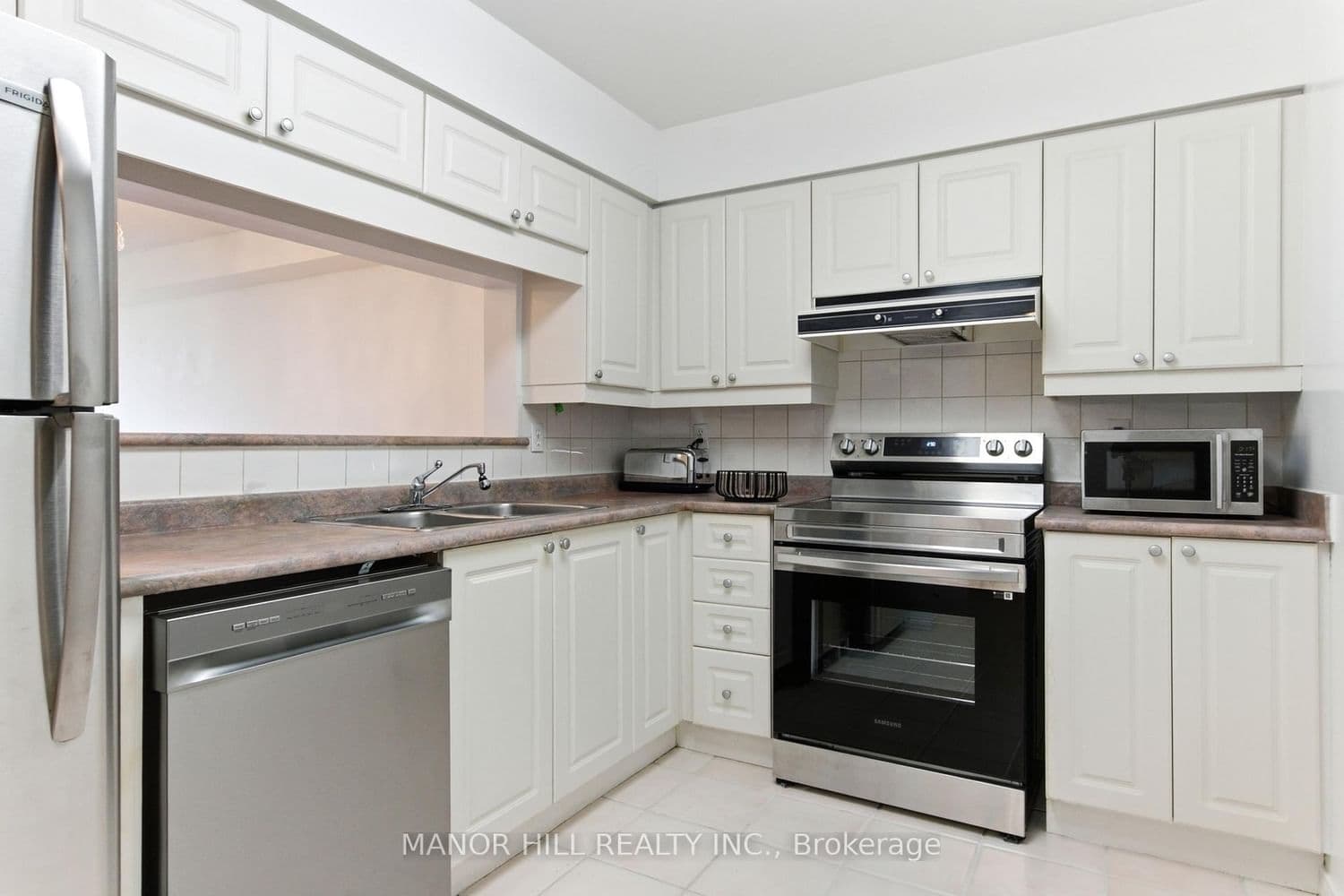 11 Townsgate Drive, Unit 814 thumbnail 20