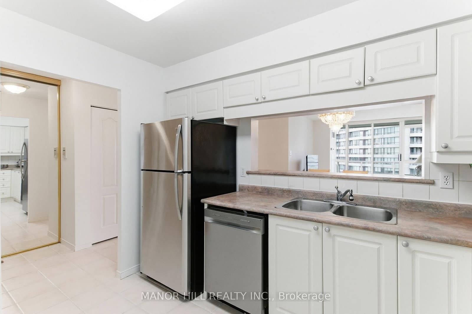 11 Townsgate Drive, Unit 814 thumbnail 21