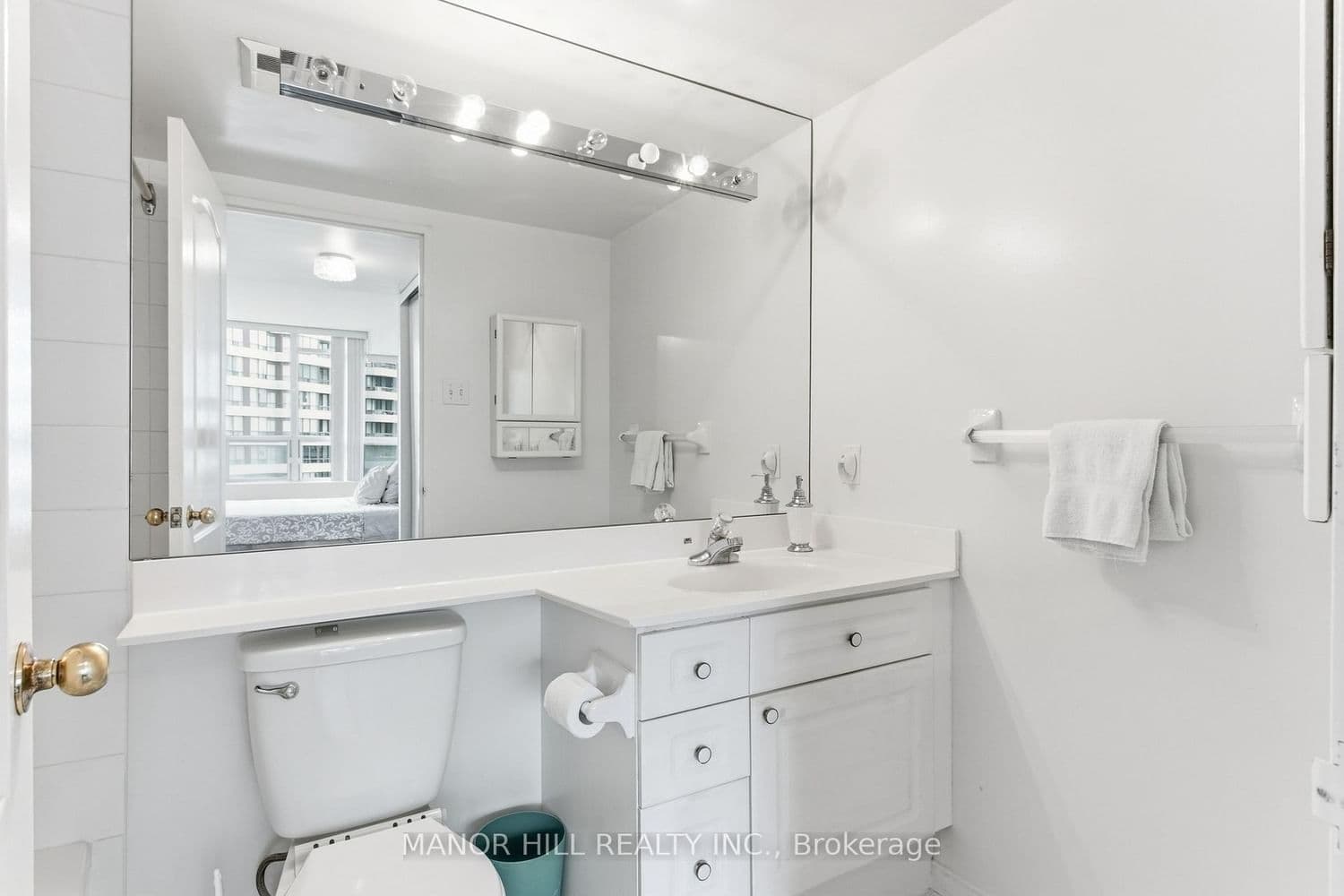 11 Townsgate Drive, Unit 814 thumbnail 28