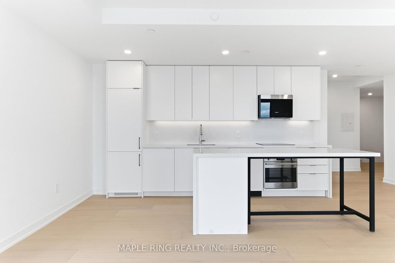 474 Caldari Road, Unit 704 thumbnail 20