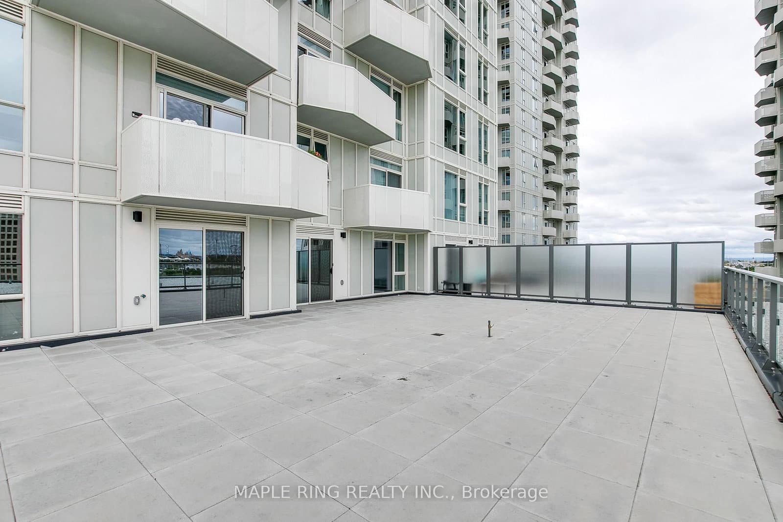 474 Caldari Road, Unit 704 thumbnail 32