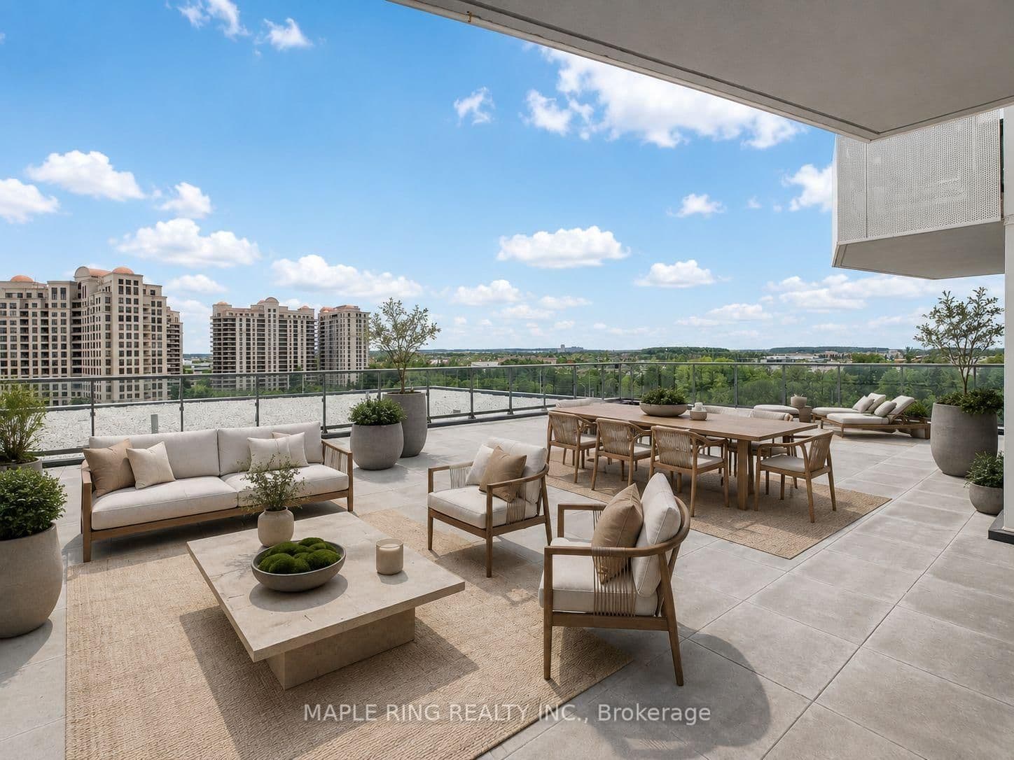 474 Caldari Road, Unit 704 thumbnail 5
