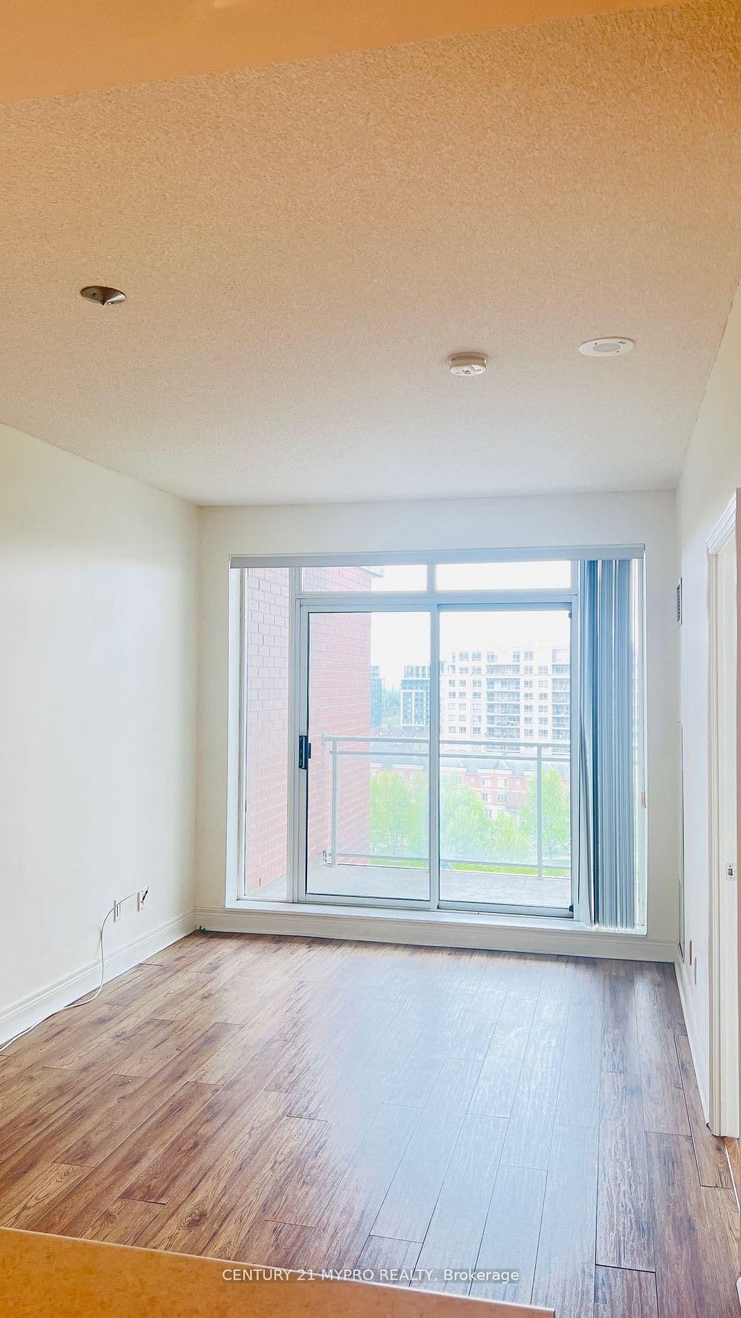 48 Suncrest Boulevard, Unit 1022 thumbnail 2