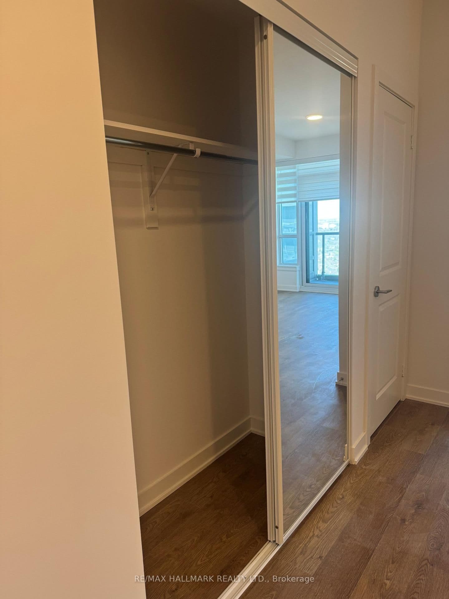 30 Upper Mall Way, Unit 2909 thumbnail 10