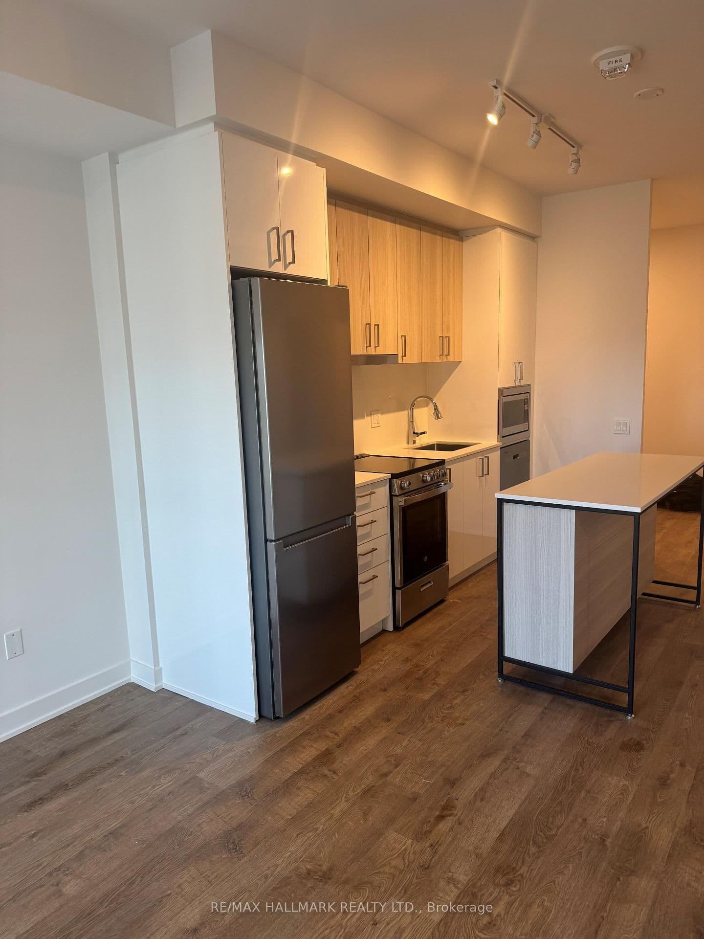 30 Upper Mall Way, Unit 2909 thumbnail 5