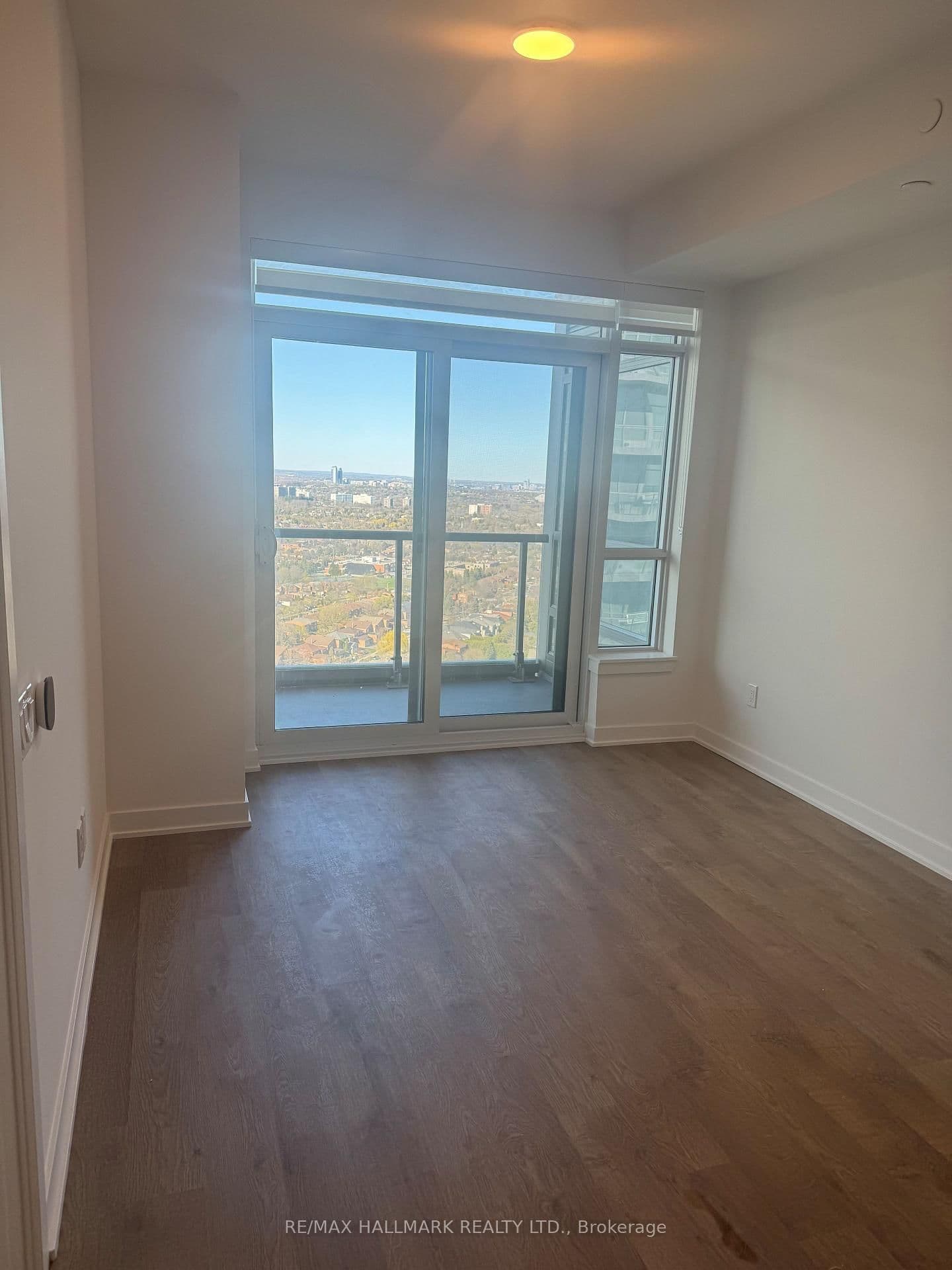 30 Upper Mall Way, Unit 2909 thumbnail 6