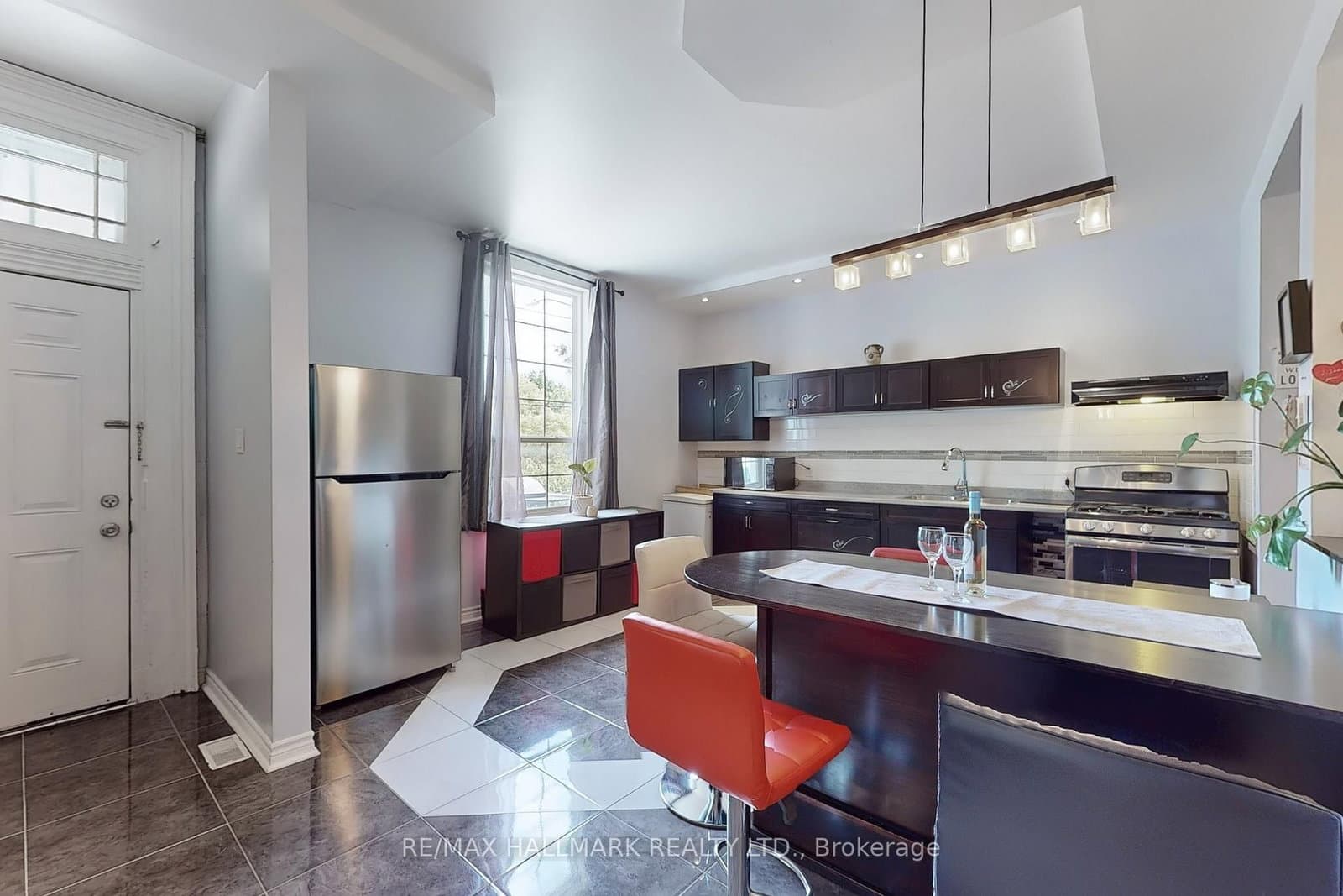 178 Barrie Street thumbnail 12