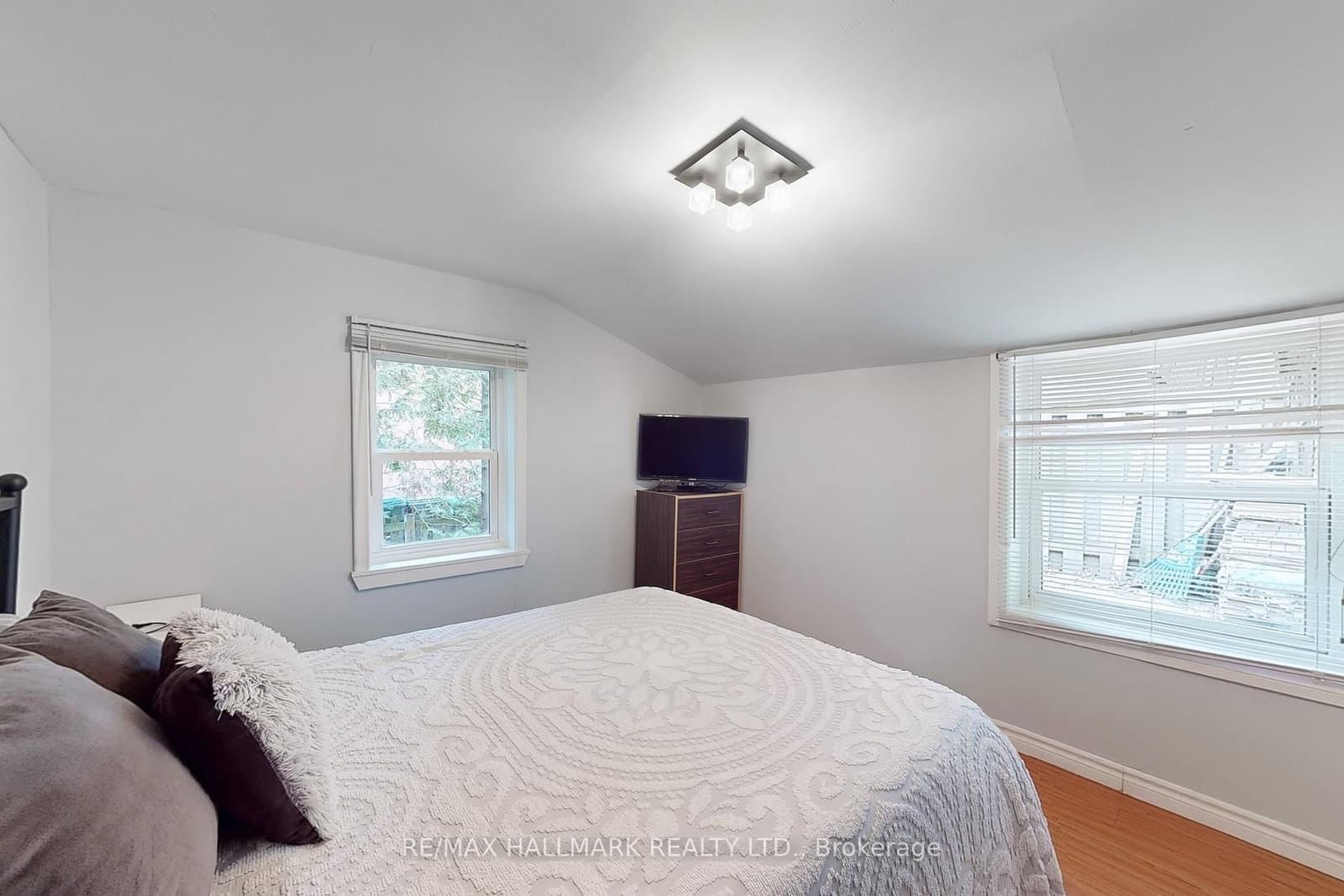 178 Barrie Street thumbnail 21