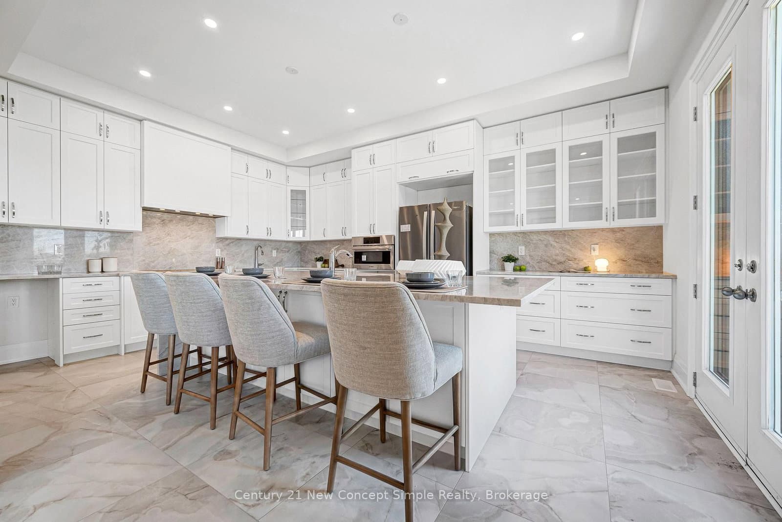 178 Leslie Richards Street thumbnail 16