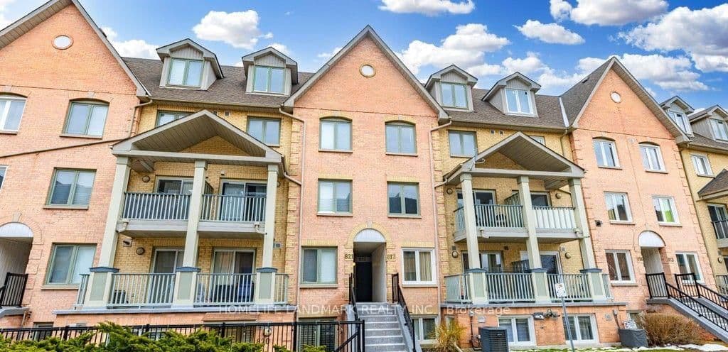 75 Weldrick Road E, Unit 818 - Image 1