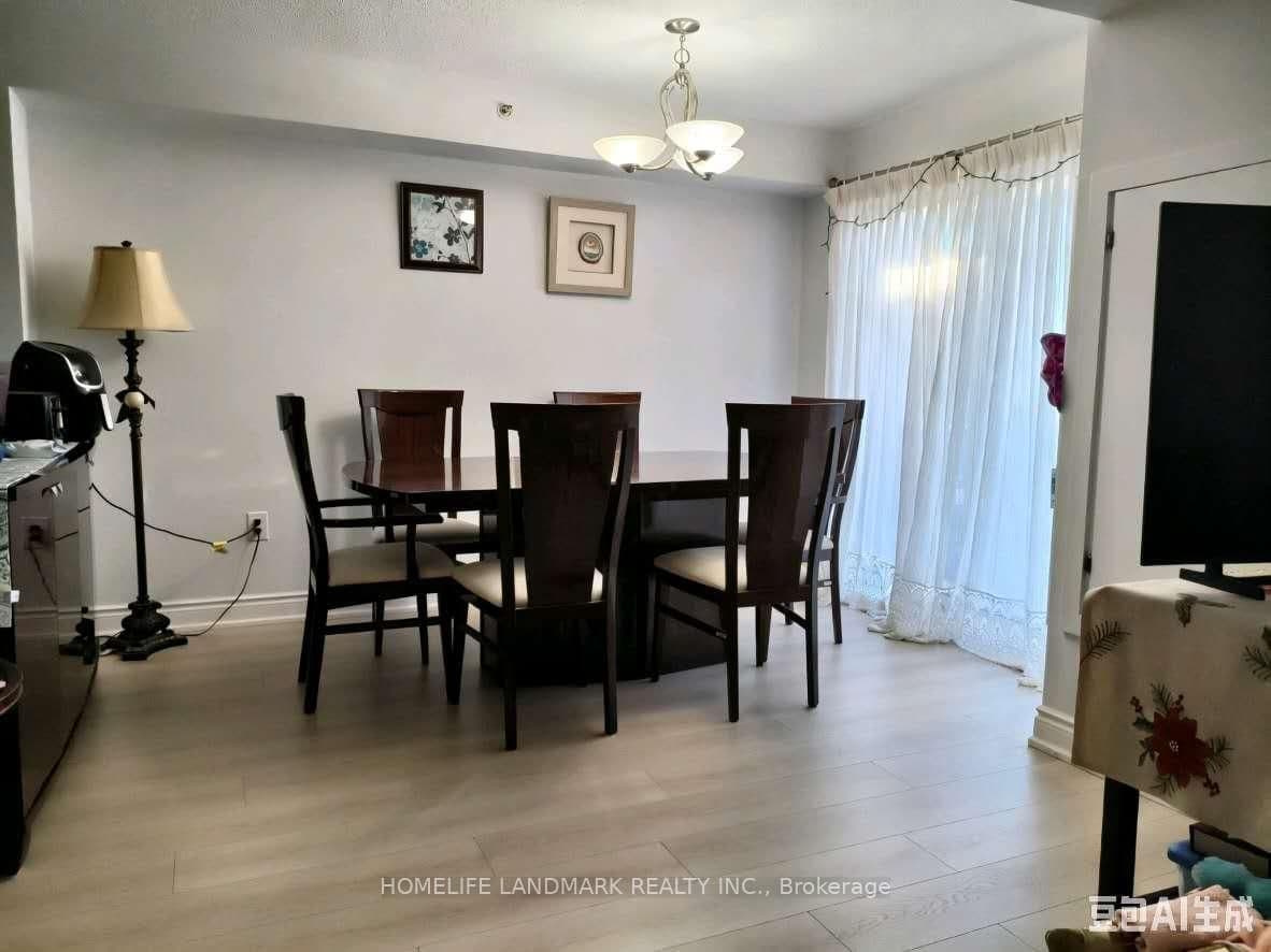 75 Weldrick Road E, Unit 818 thumbnail 3