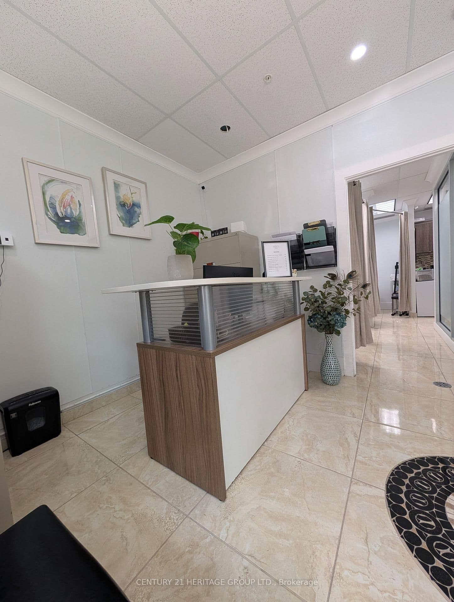 7181 Yonge Street, Unit 2 thumbnail 5