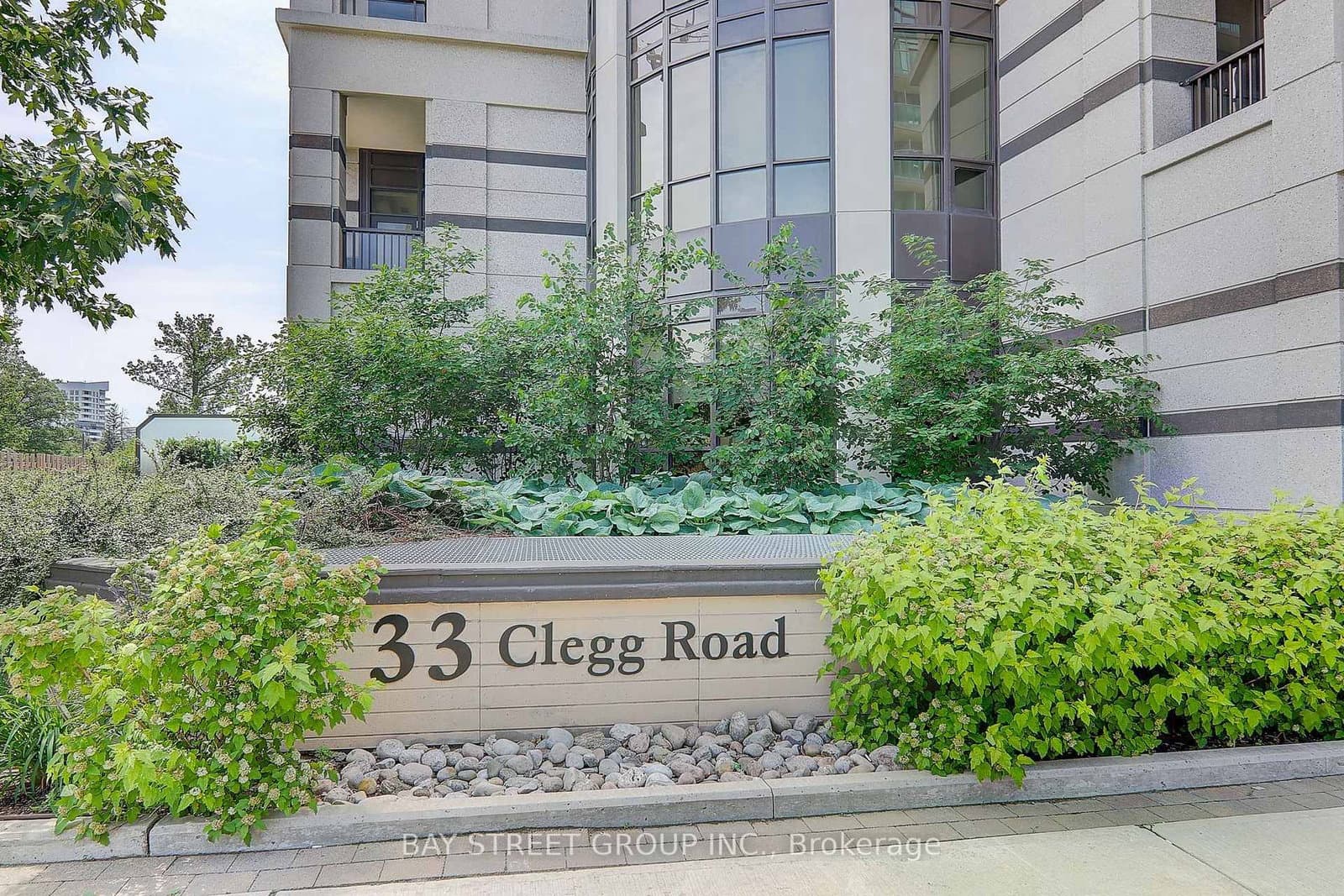 33 Clegg Road, Unit 903 thumbnail 6