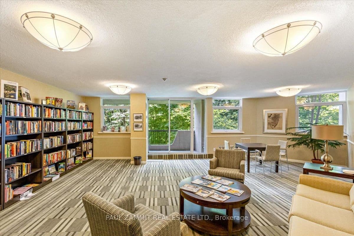 7811 Yonge Street, Unit 701 thumbnail 33