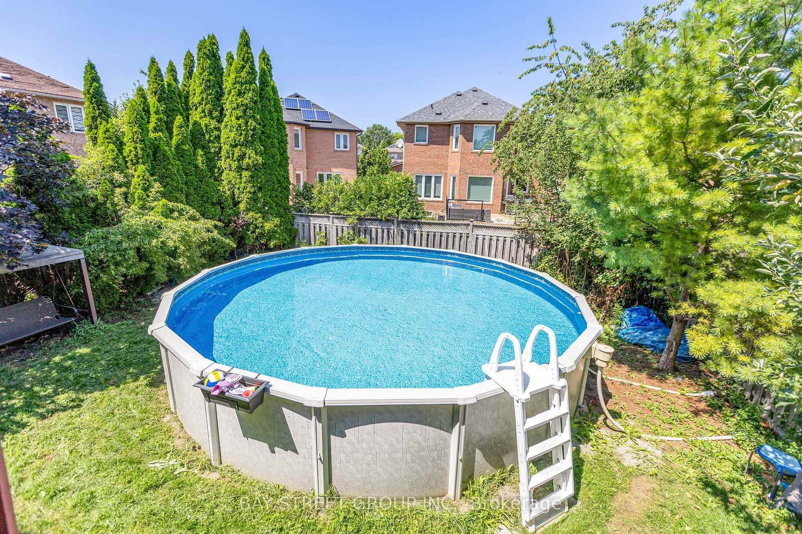 231 Shaftsbury Avenue N thumbnail 41