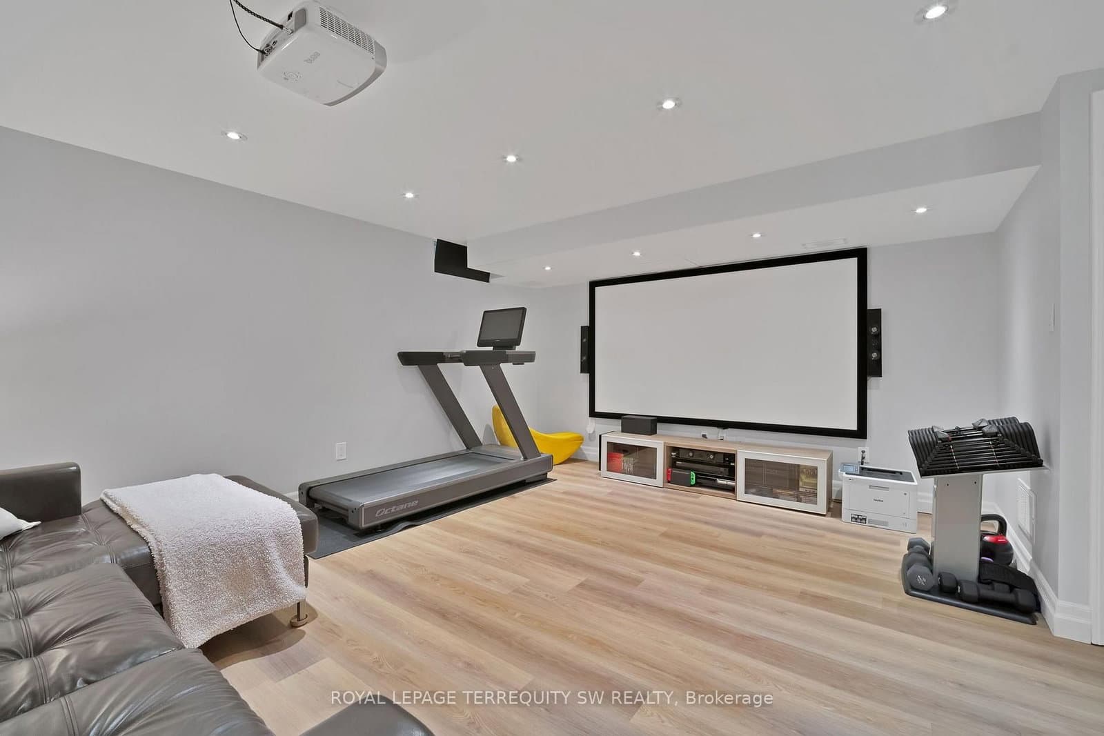 52 Goode Street thumbnail 32