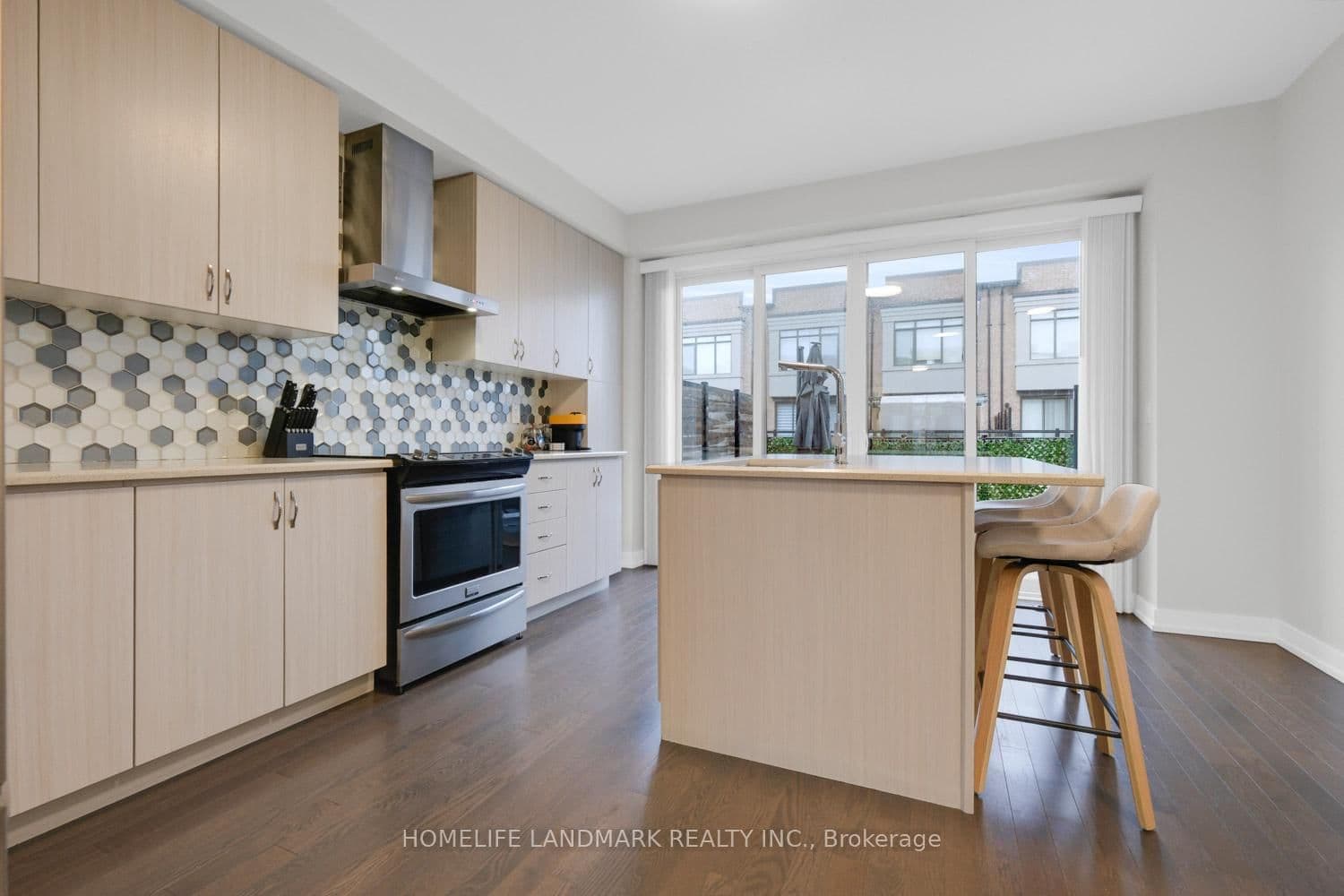 217 Salterton Circle thumbnail 9