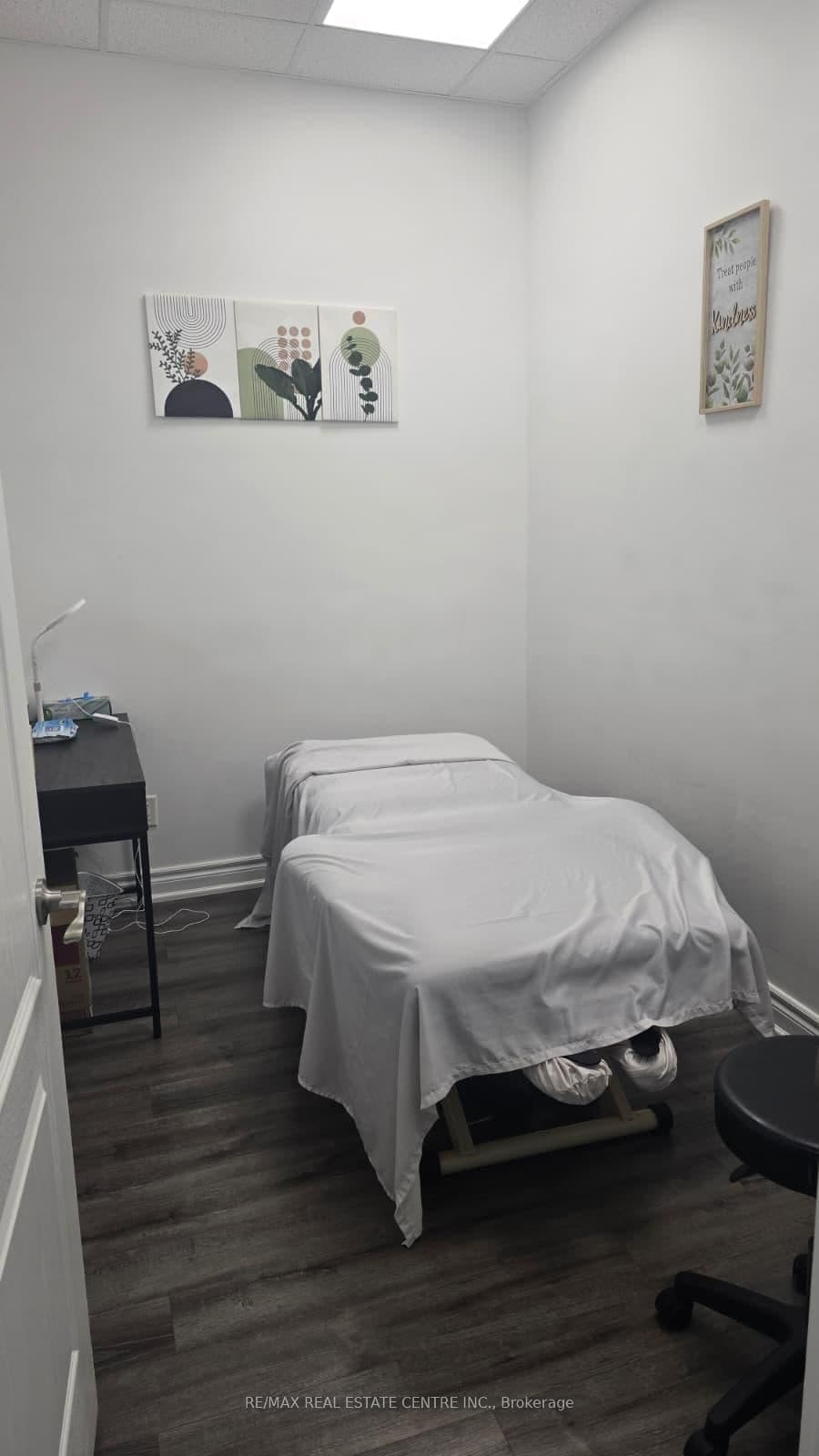 25 Karachi Drive, Unit 19 thumbnail 5