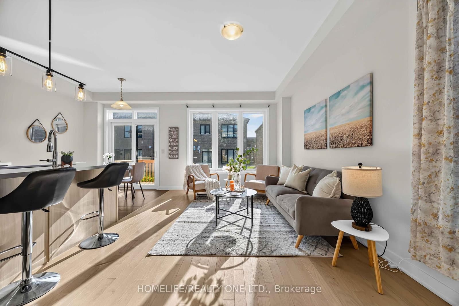 10 Harvey Bunker Crescent thumbnail 7