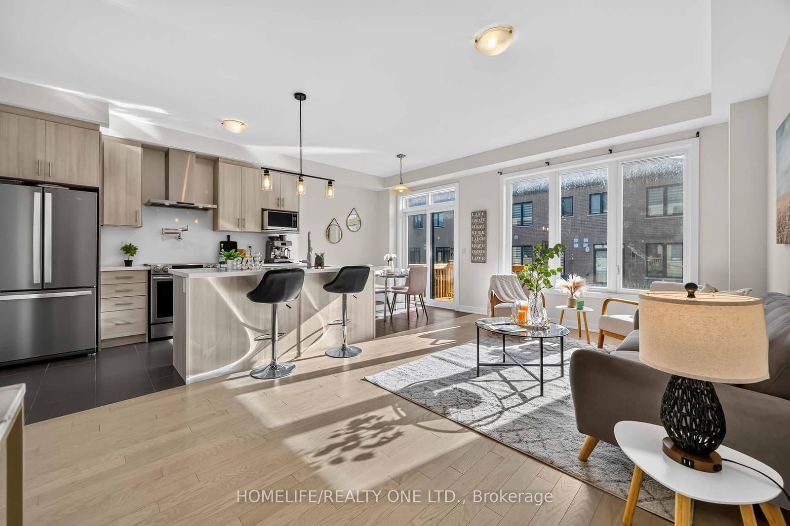 10 Harvey Bunker Crescent thumbnail 8