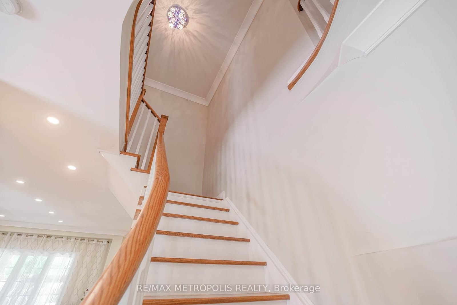 114 Selwyn Road thumbnail 28