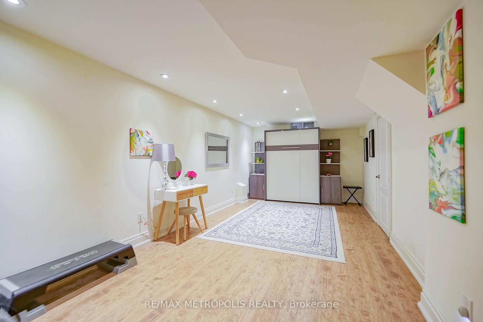 114 Selwyn Road thumbnail 48