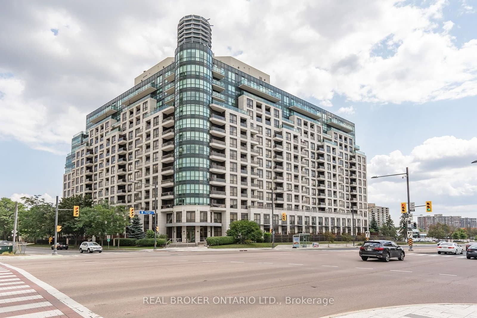 #PH208 - 18 Harding Boulevard