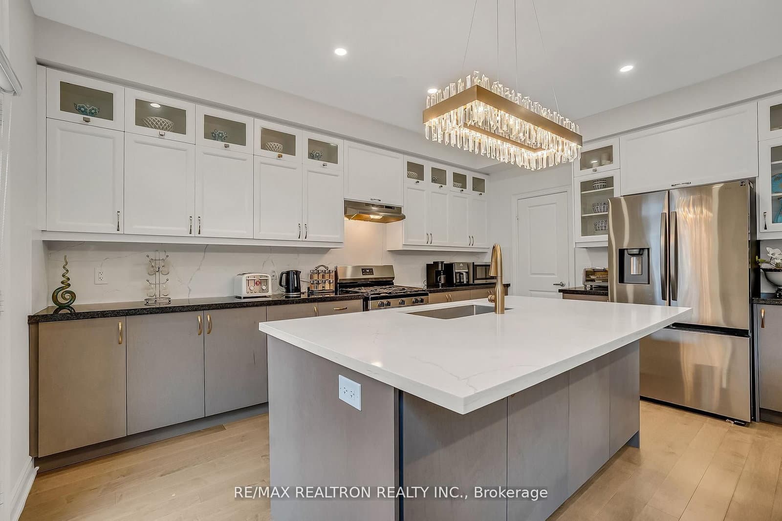 135 Prairie Rose Drive thumbnail 17