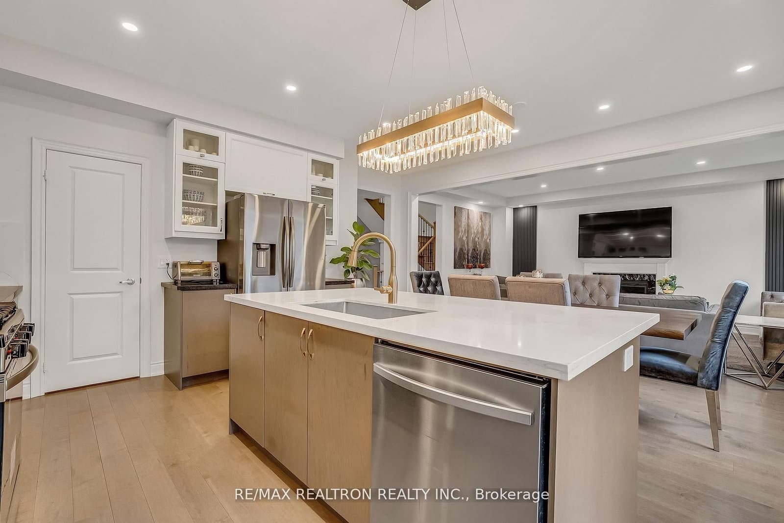 135 Prairie Rose Drive thumbnail 18