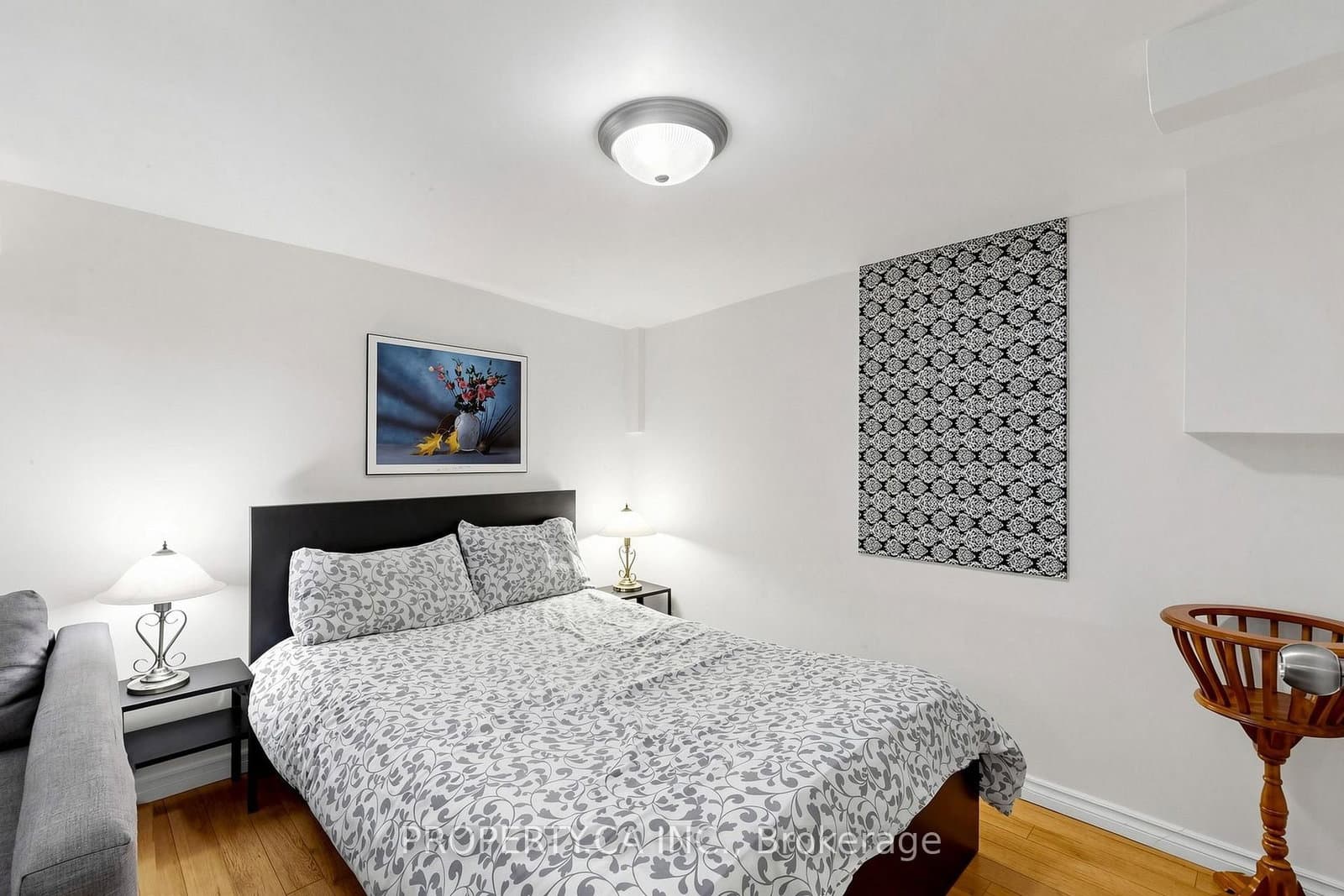 80 Peter Andrew Crescent thumbnail 31