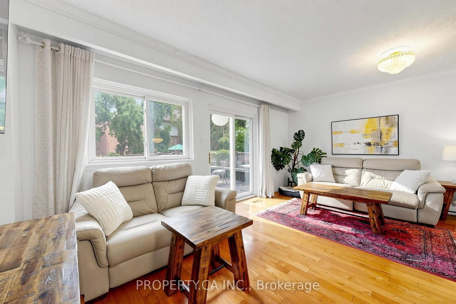 80 Peter Andrew Crescent thumbnail 9