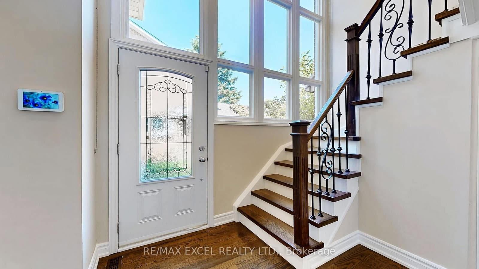 10 Alexis Road thumbnail 15