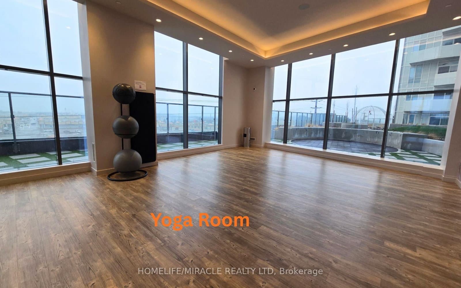 10 Abeja Street, Unit 2118 thumbnail 32