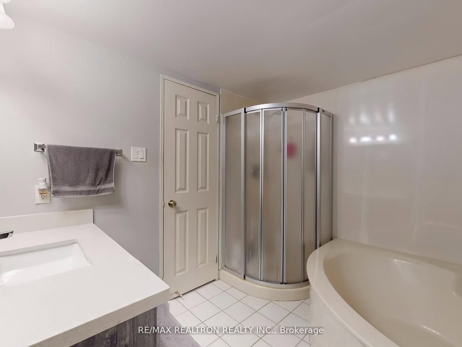 40 Harding Boulevard W, Unit 1015 thumbnail 25
