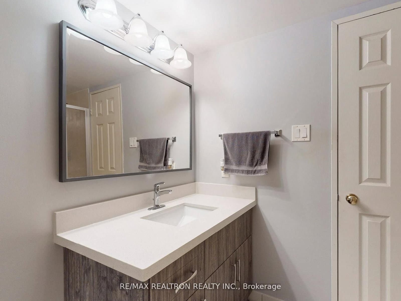 40 Harding Boulevard W, Unit 1015 thumbnail 27