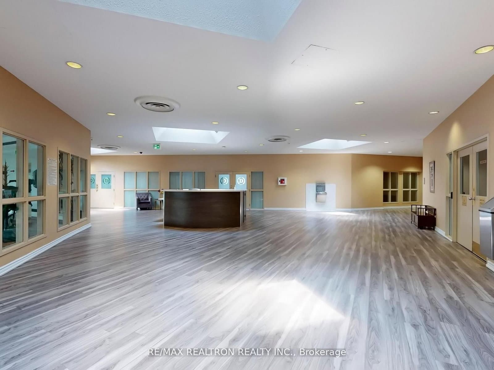 40 Harding Boulevard W, Unit 1015 thumbnail 42