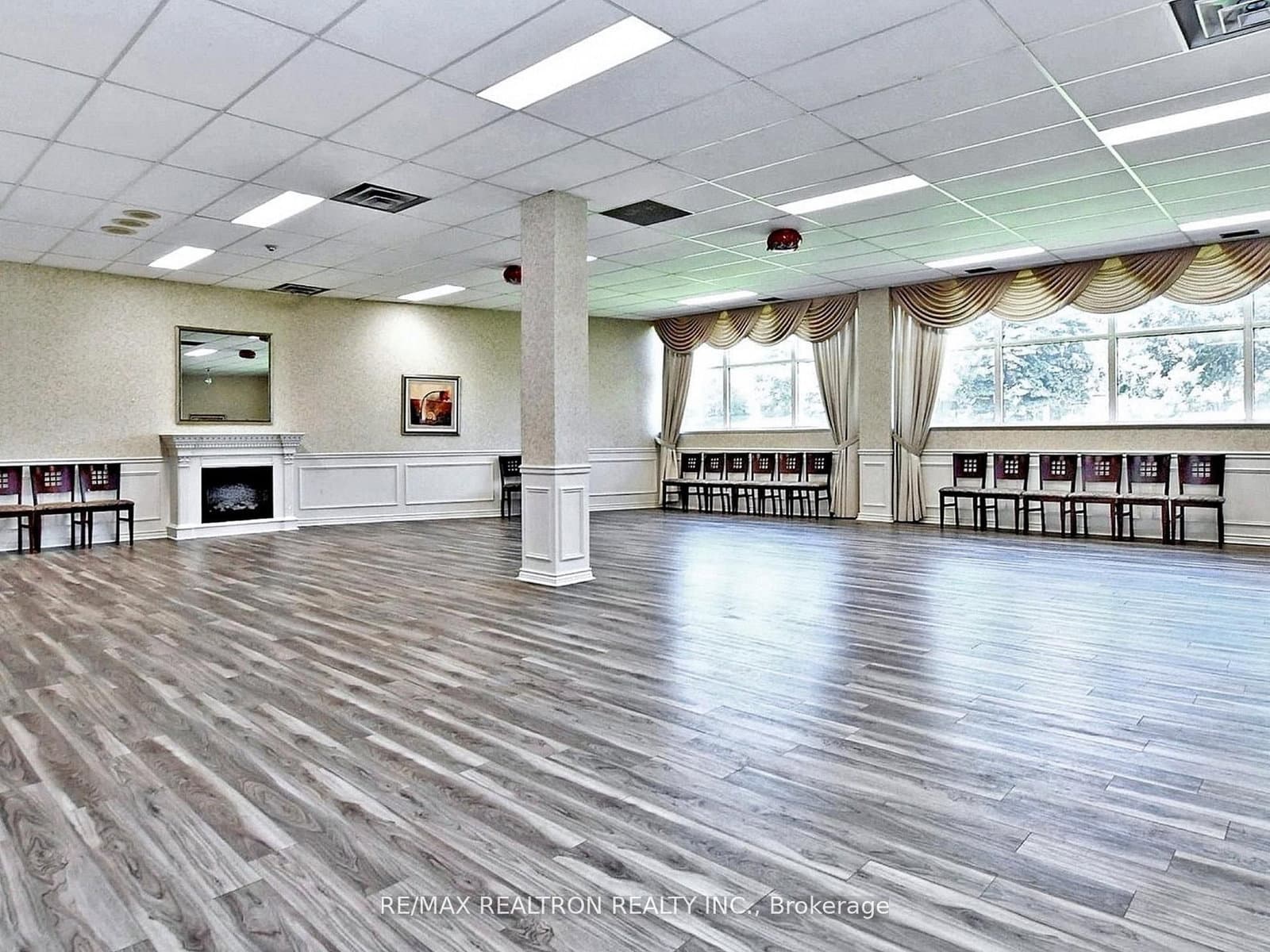 40 Harding Boulevard W, Unit 1015 thumbnail 45