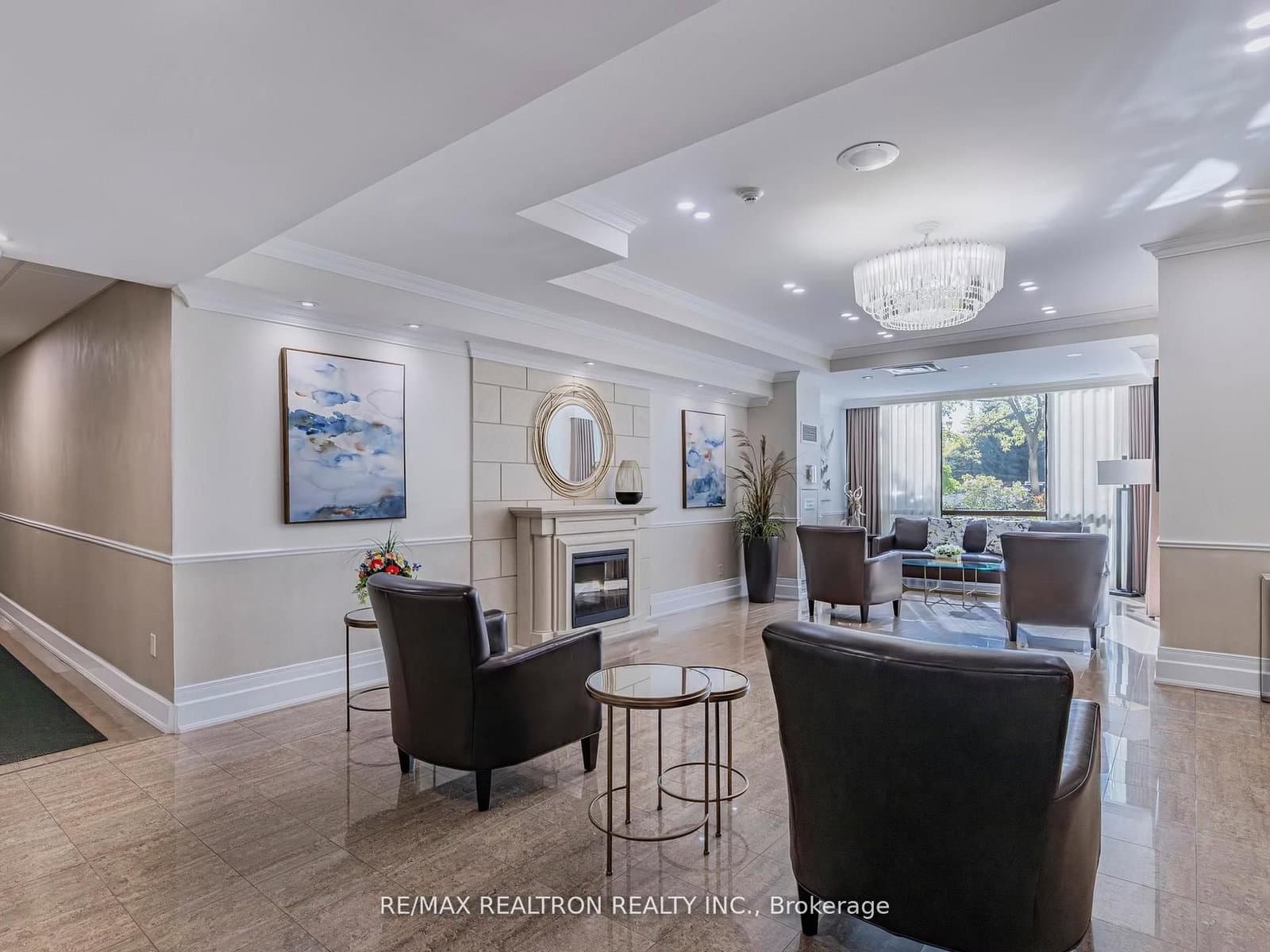 40 Harding Boulevard W, Unit 1015 thumbnail 5