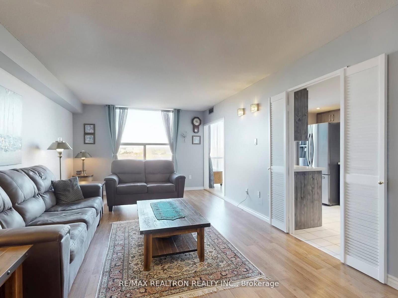 40 Harding Boulevard W, Unit 1015 thumbnail 7