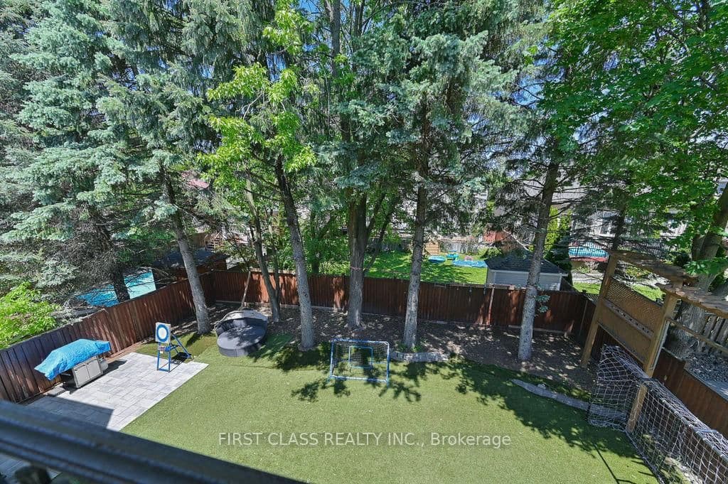 2 wainwright Avenue thumbnail 25