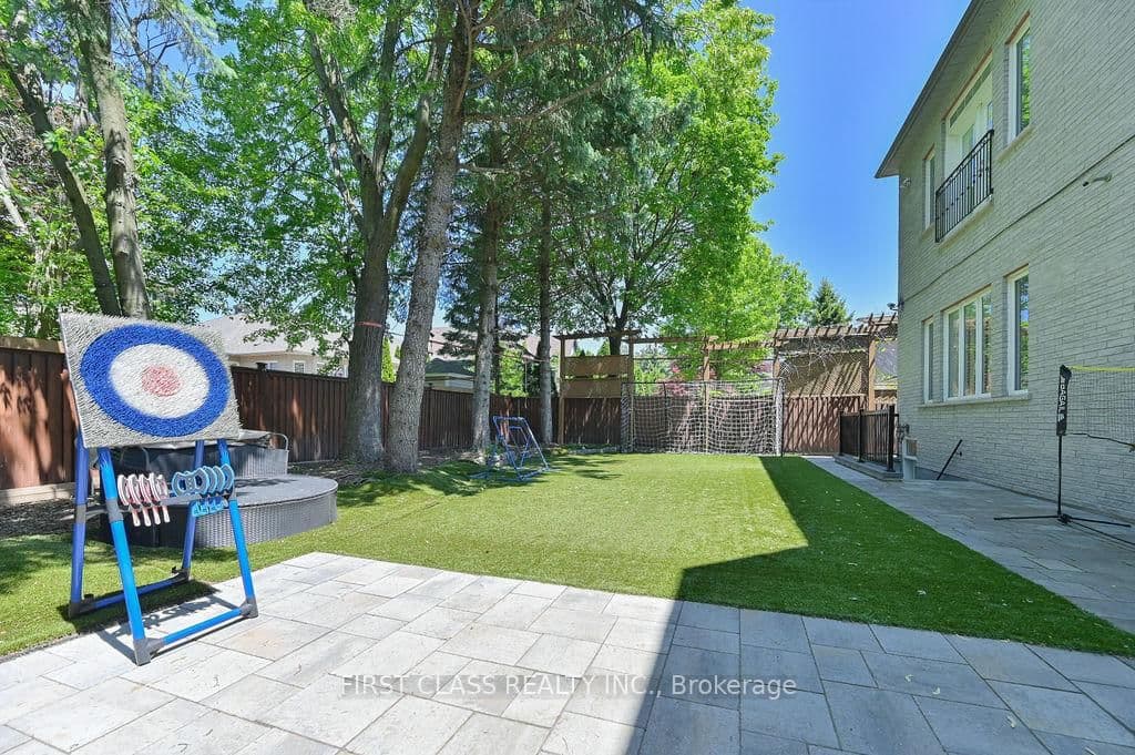 2 wainwright Avenue thumbnail 41