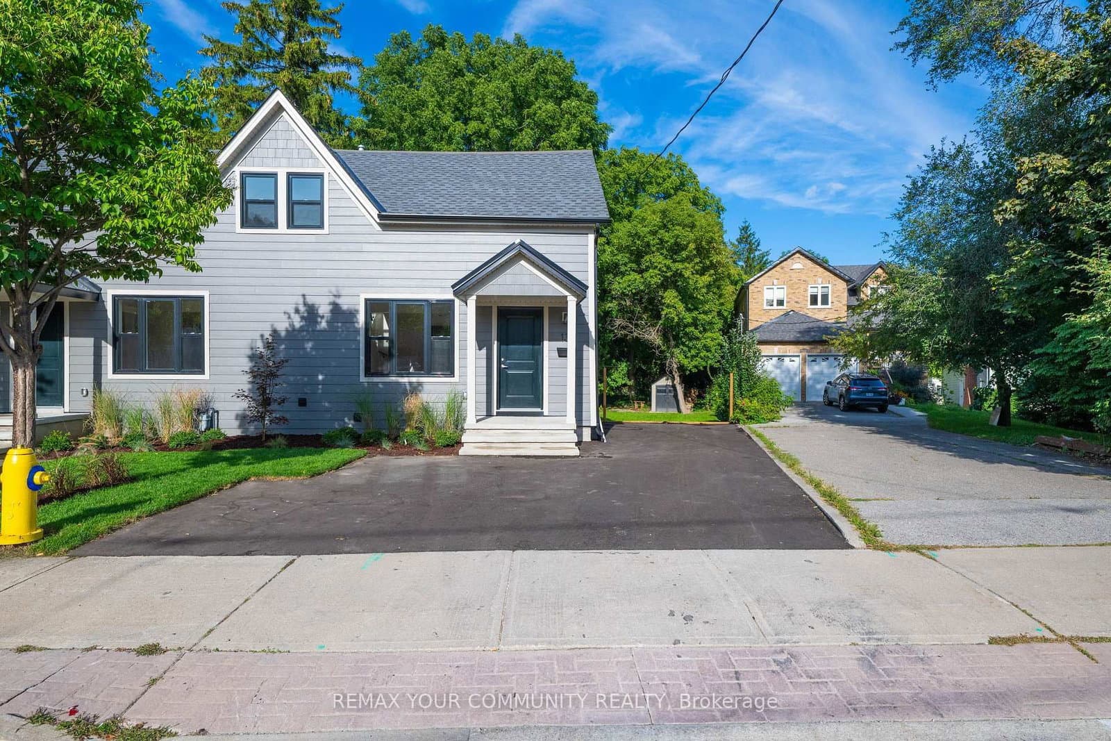 137 Clarence Street thumbnail 2