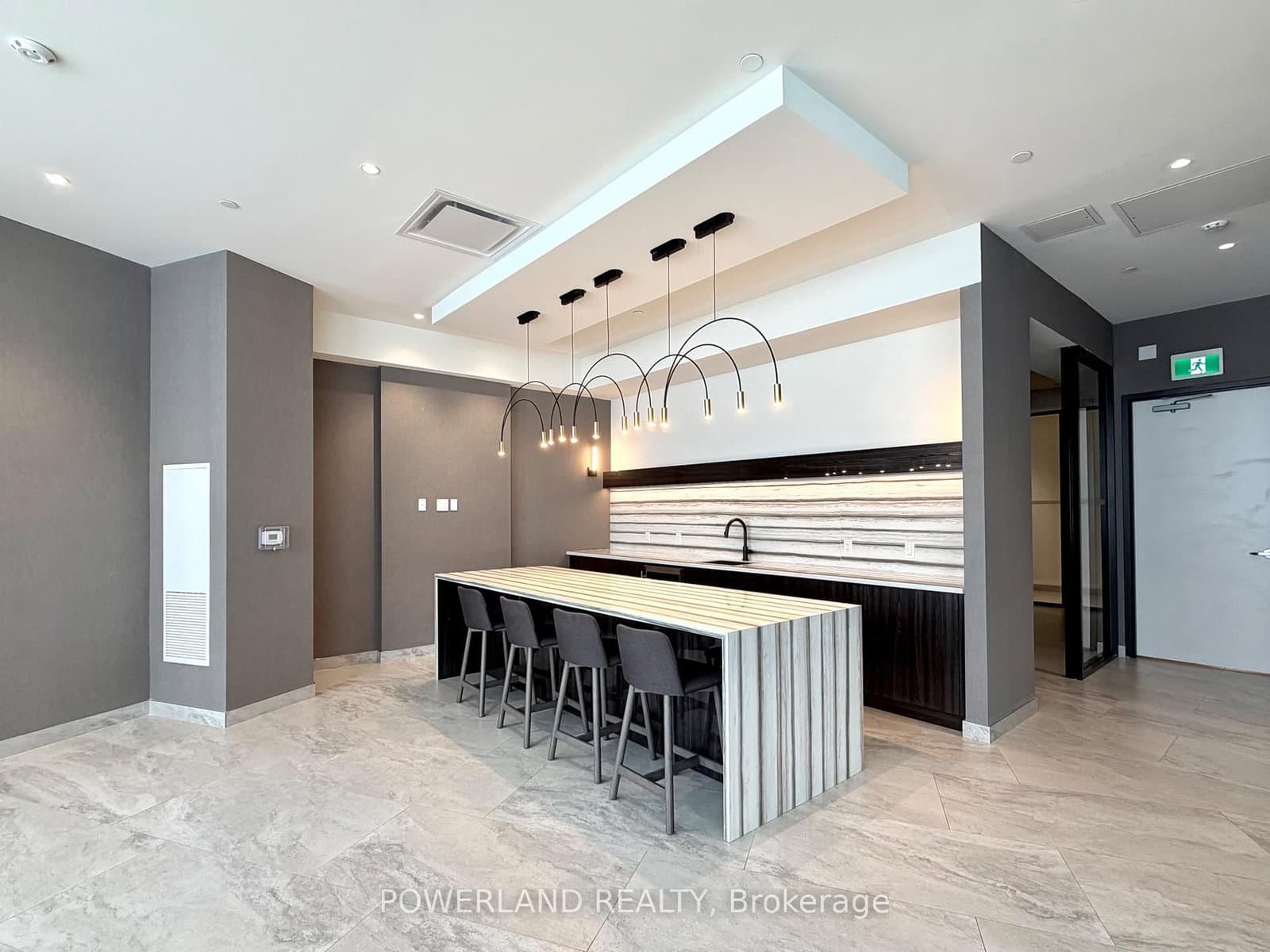 2 David Eyer Road, Unit 828 thumbnail 22