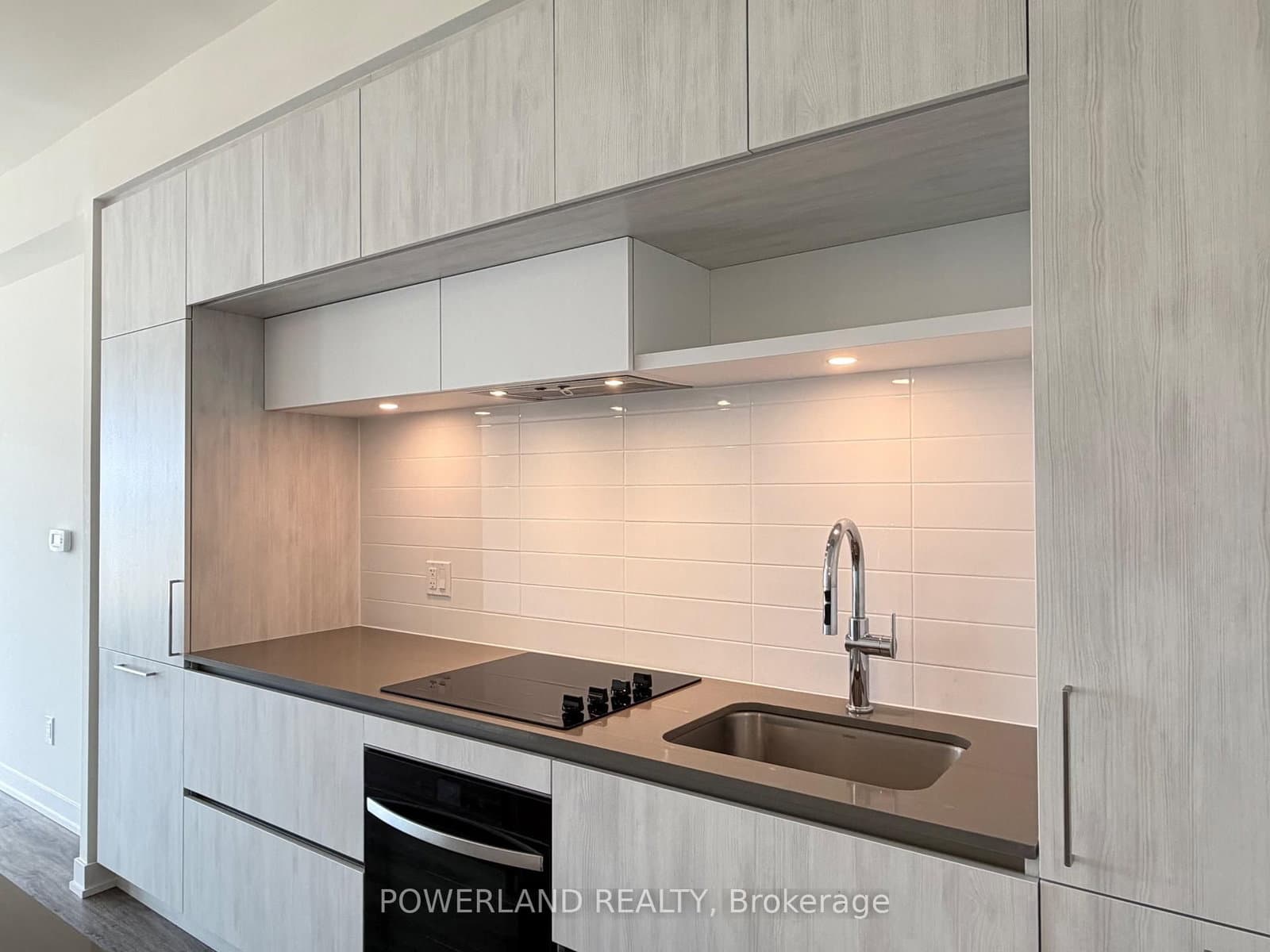2 David Eyer Road, Unit 828 thumbnail 9