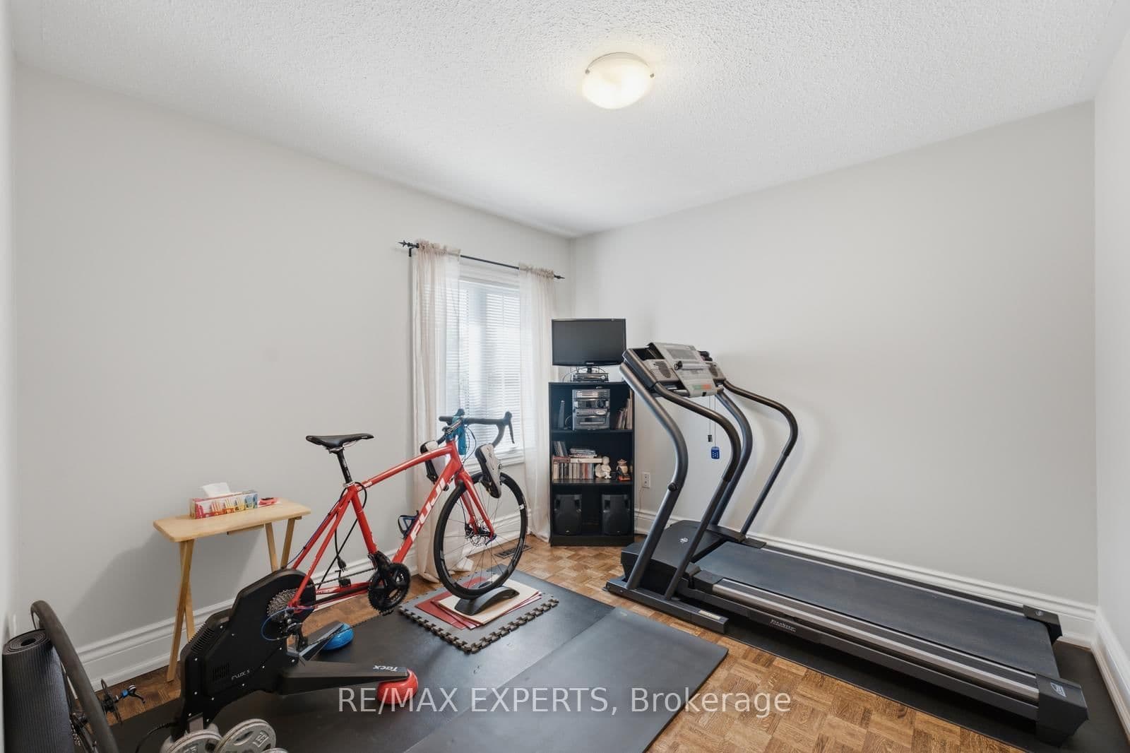 104 Pinedale Gate thumbnail 16