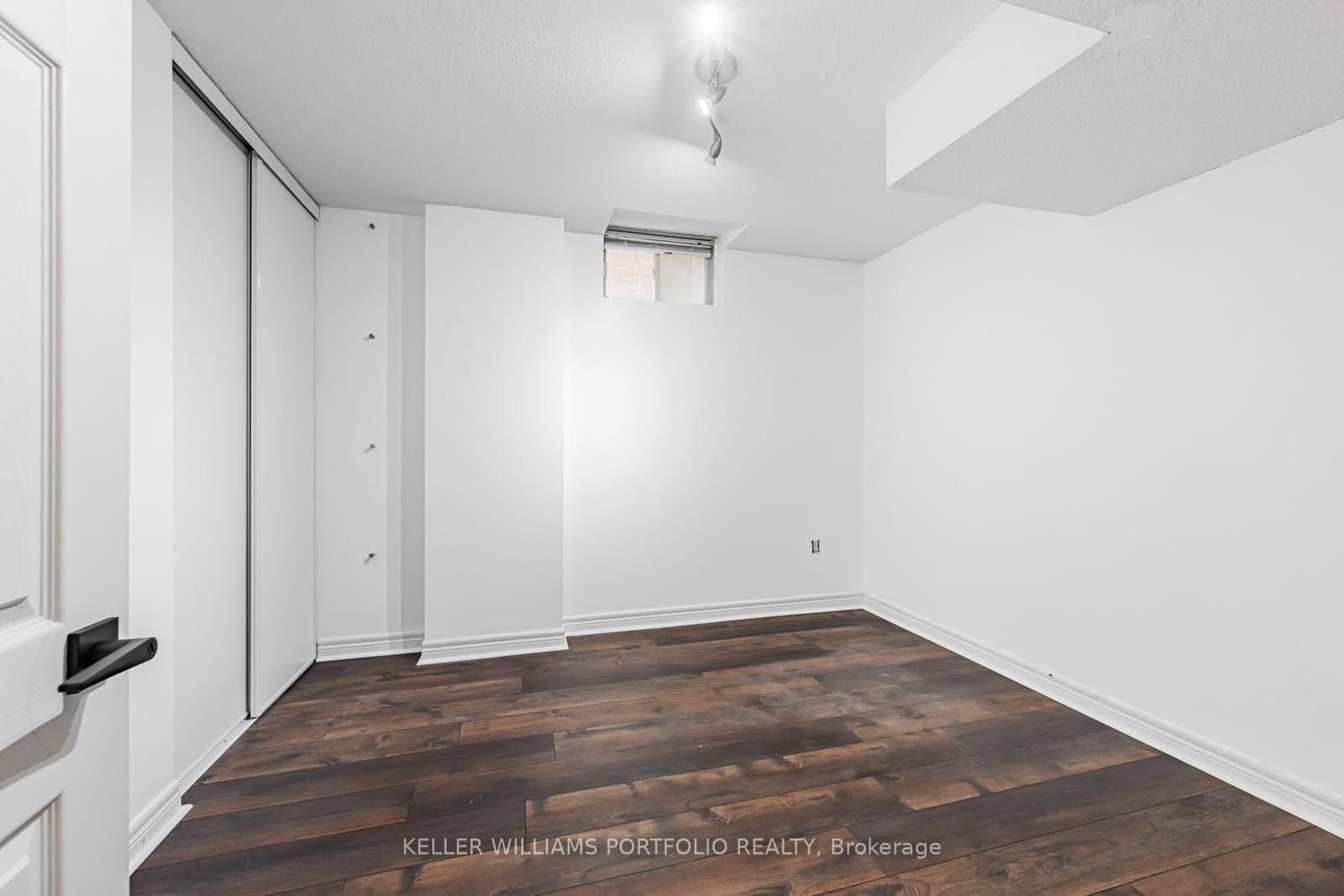 131 Bachman Drive, Unit Lower thumbnail 8