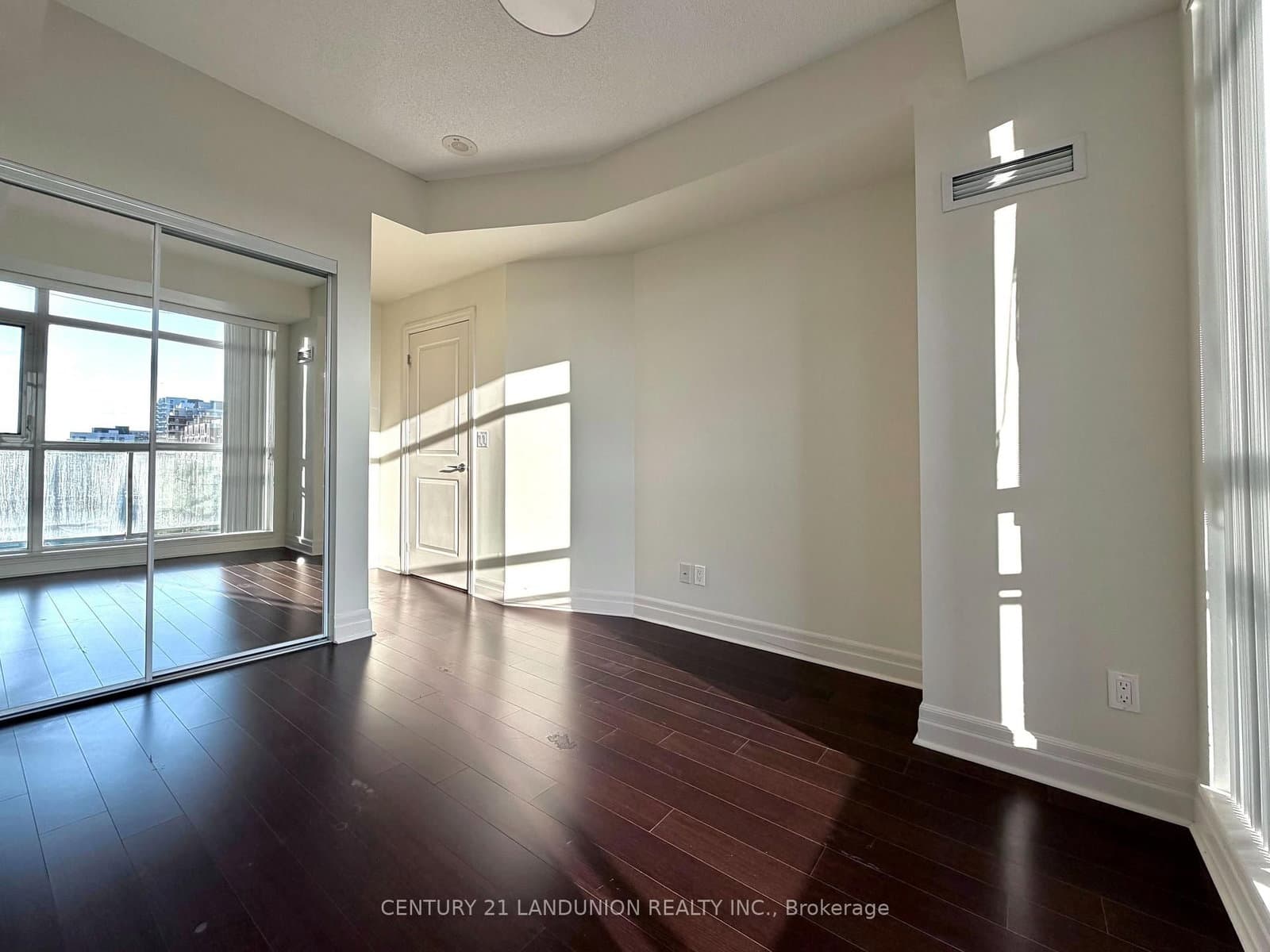 8110 Birchmount Road, Unit 503 thumbnail 6