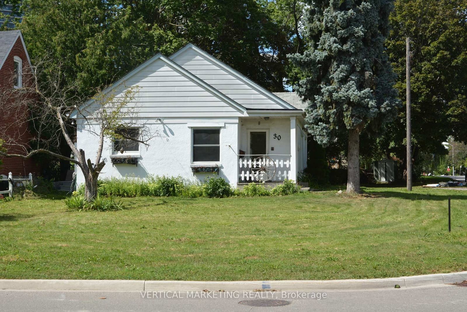 30 Highland Park Boulevard thumbnail 3