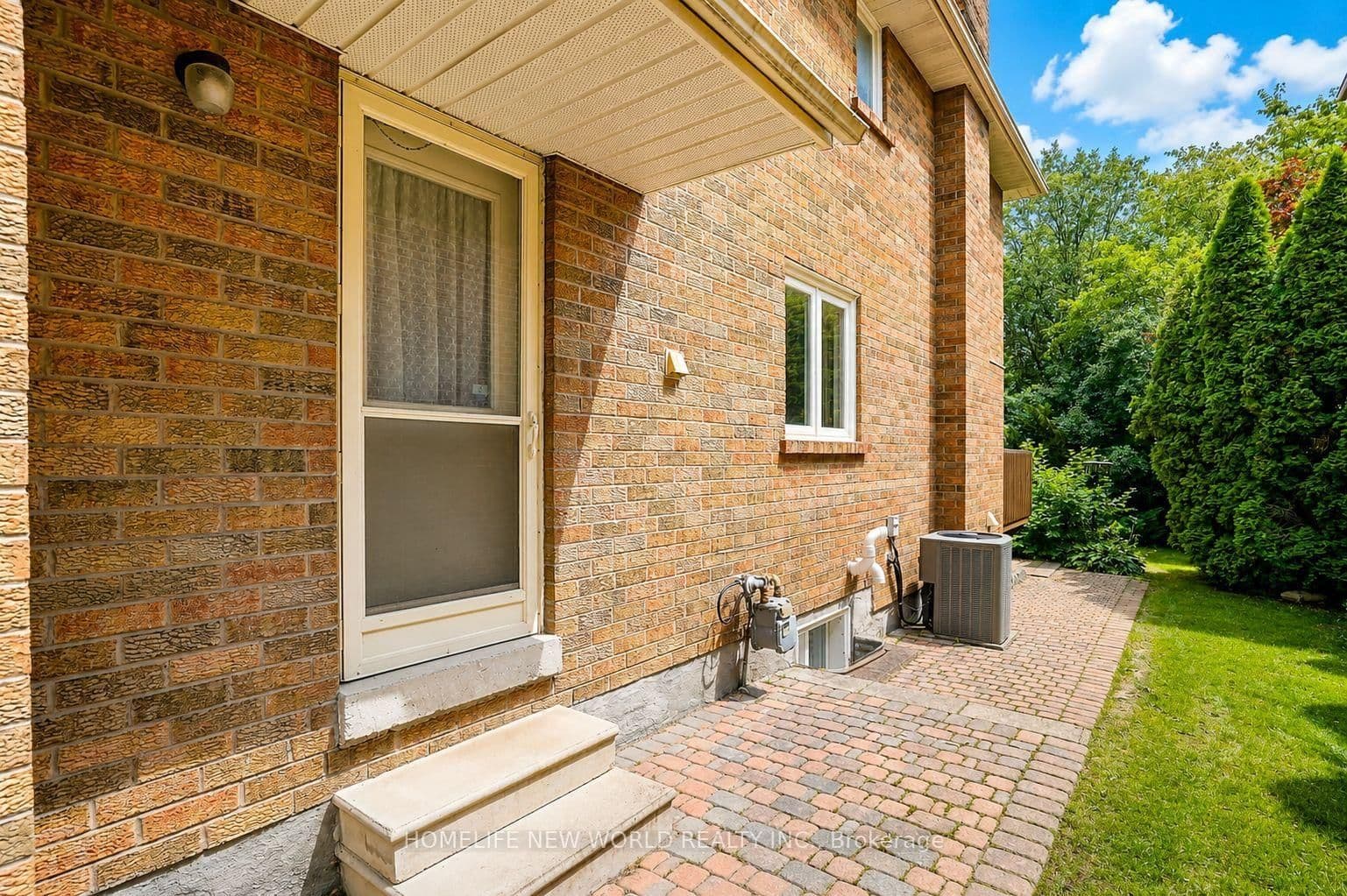51 Leighland Drive thumbnail 48