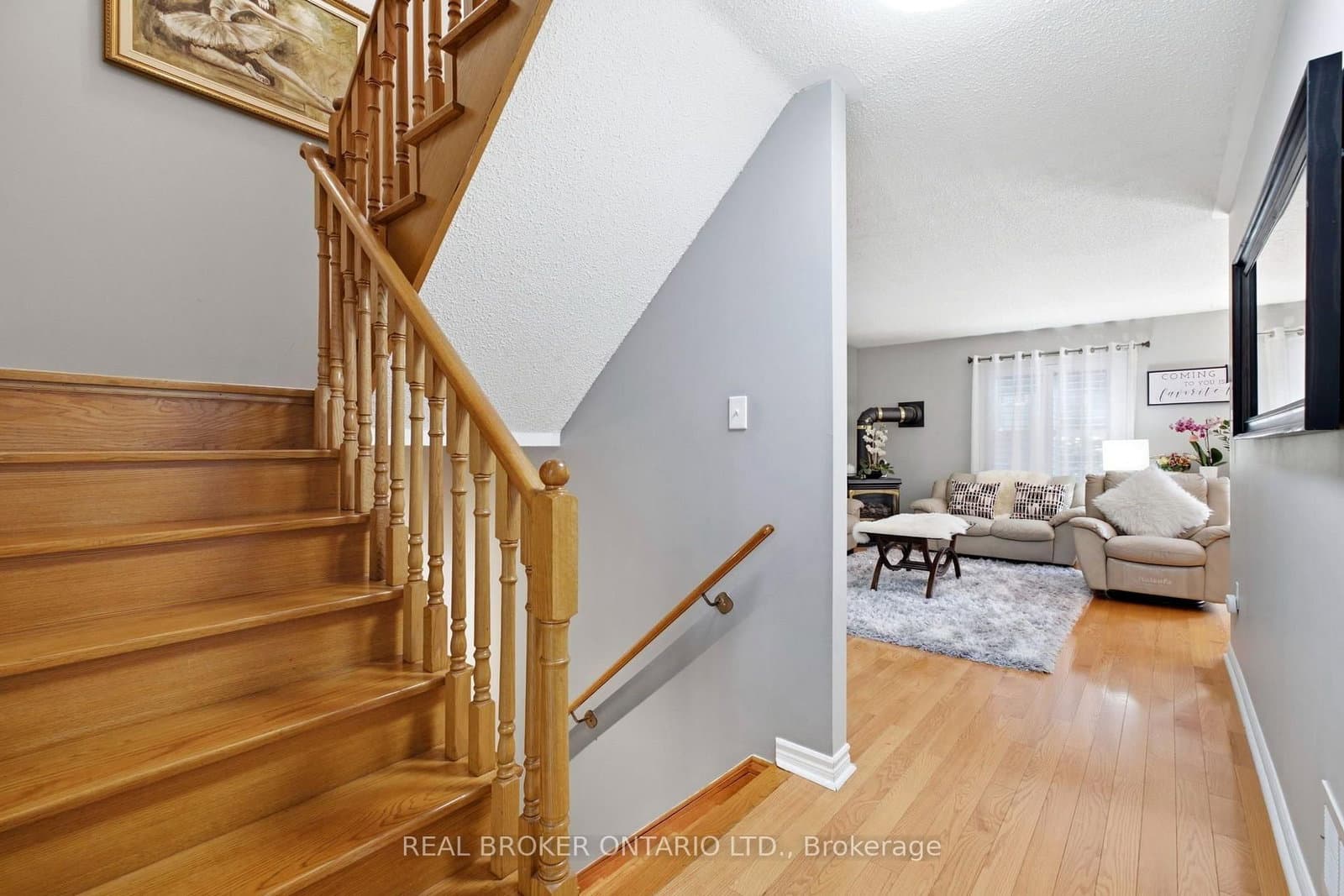 22 October Lane thumbnail 5